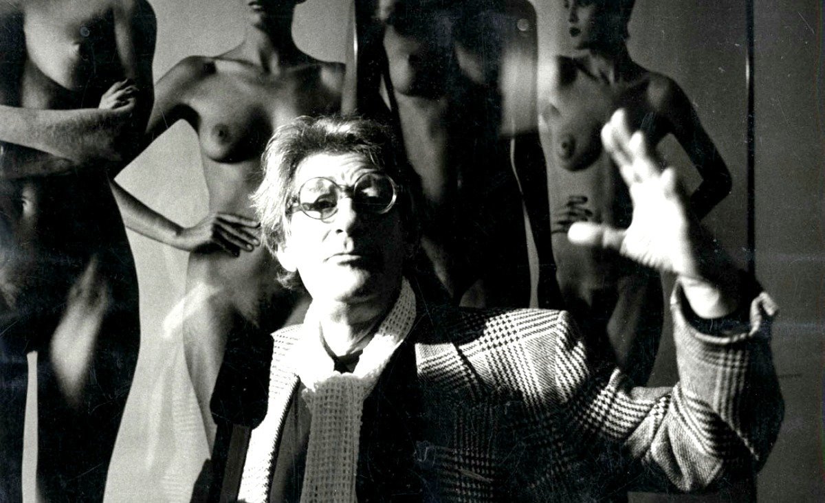 Helmut Newton: Ο άνδρας που έκανε τον φακό να… αγαπήσει τις γυναίκες