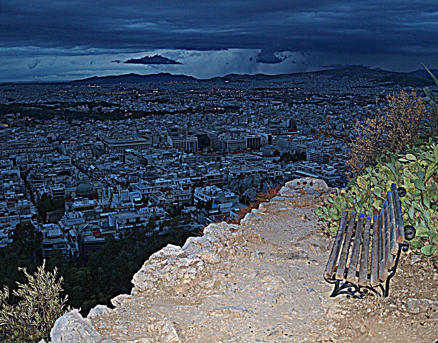 Τα μαύρα σκοτάδια του Λυκαβηττού