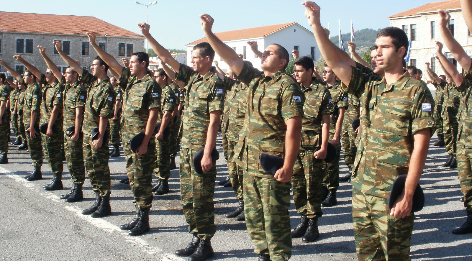 Έτσι θα περάσεις το πρώτο σου 24ωρο στο στρατό