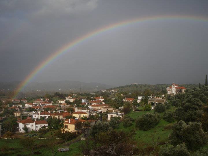 Πώς είναι να ζεις ΜΟΝΙΜΑ σε χωριό;