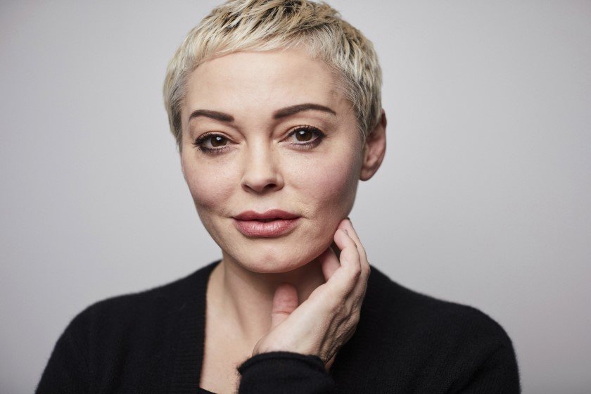 Η Rose McGowan κατηγορεί τον Alexander Payne για σεξουαλικό αδίκημα, όταν εκείνη ήταν μόλις 15