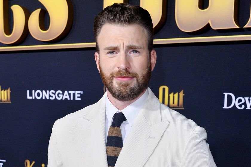 Όποιος πρόλαβε είδε μια αχρείαστη dick pic του Chris Evans