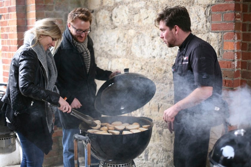 BBQ.Stories | Όλες οι απαντήσεις για τα καυτά ερωτήματα γύρω από το μπάρμπεκιου, στο πιάτο σου