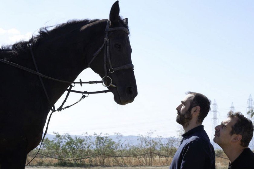 Πήγα.Είδα | Στο “Εδώ έχουν προτεραιότητα οι Έφιπποι” κανείς δεν μετάνιωσε που πλήρωσε εισιτήριο