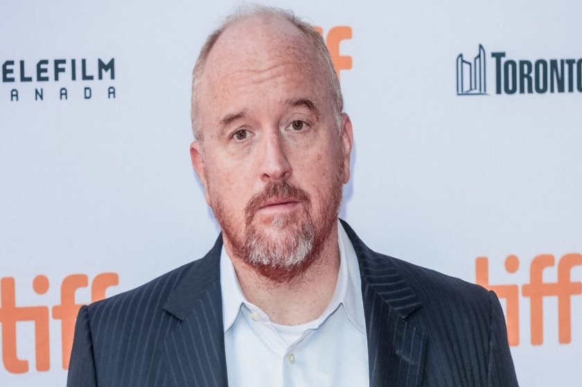 O Louis C.K. κέρδισε Grammy για την κωμωδία που παραδεχόταν τις σεξουαλικές παρενοχλήσεις