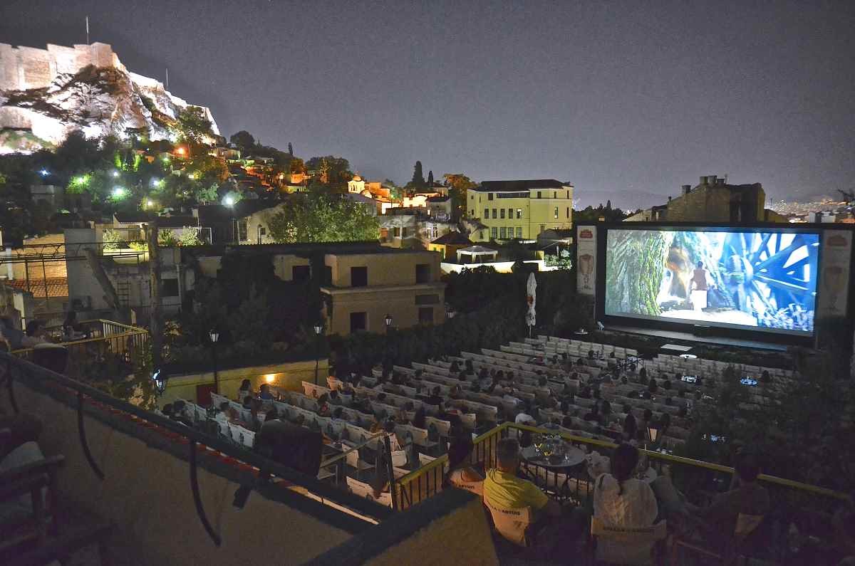 Στην πιο ωραία είδηση της ημέρας, το Cine Paris ανοίγει ξανά τον Μάιο