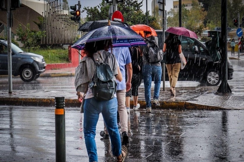 Μάθαμε μέχρι πότε θα μας κάνει τη ζωή δύσκολη ο καιρός